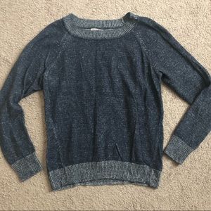 GAP crewneck sweater